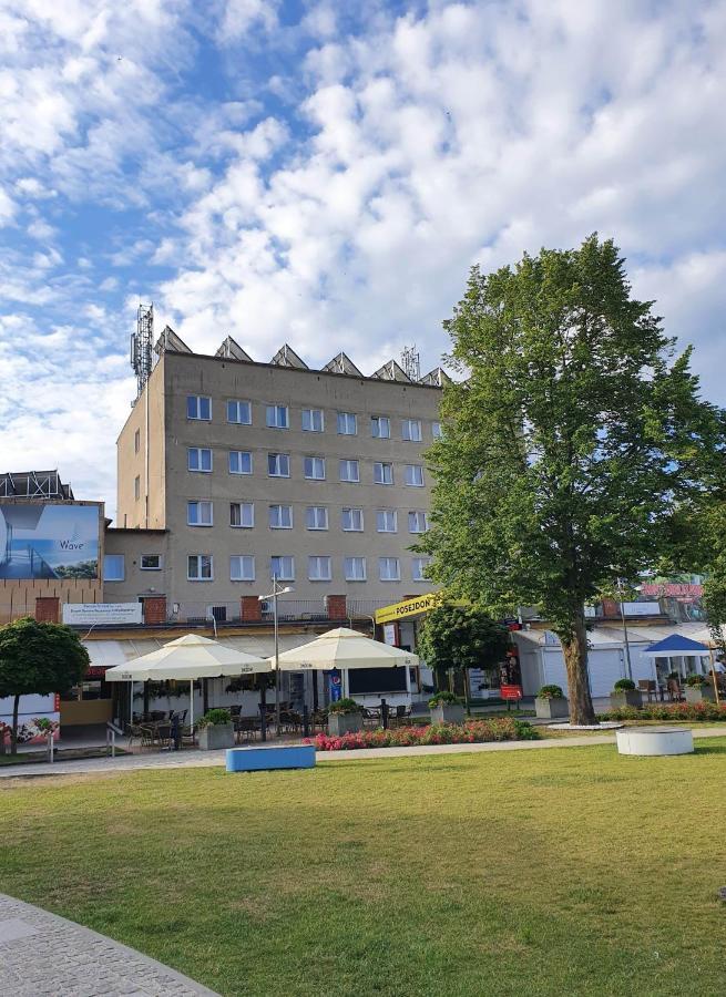 Posejdon Hostel Miedzyzdroje Exterior photo